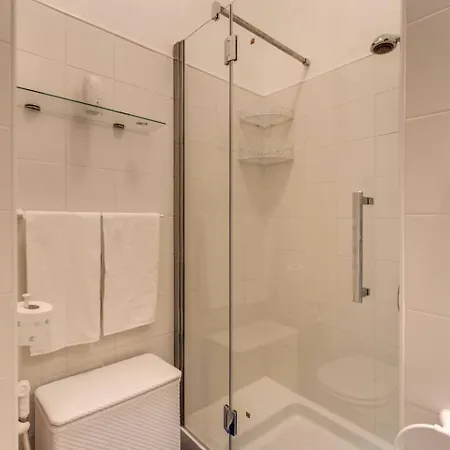 Lovely Flat By The Vatican Апартаменты