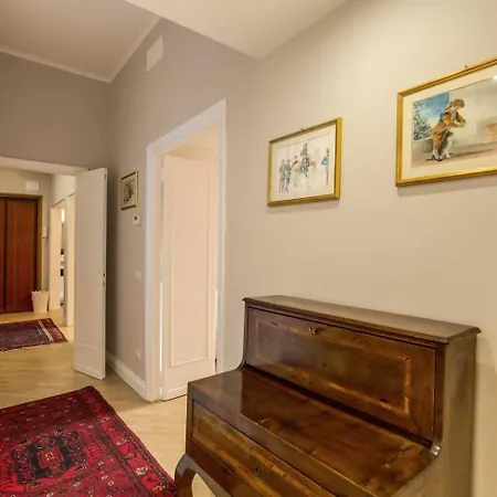 Апартаменты Lovely Flat By The Vatican