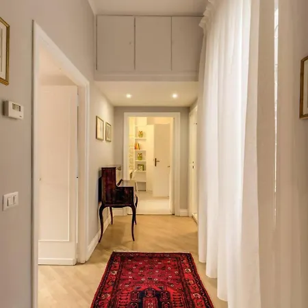 Lovely Flat By The Vatican Апартаменты Рим